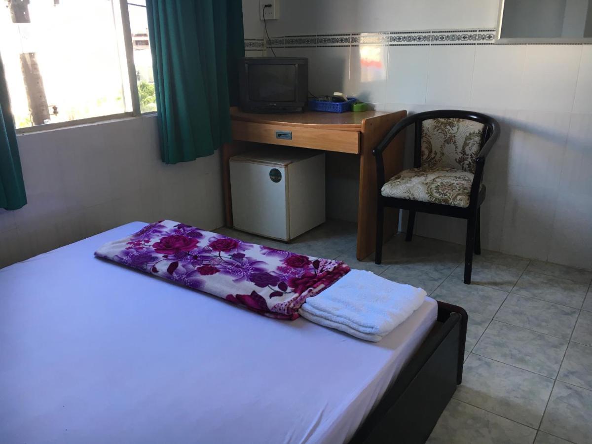 Khach San Thien Phuc Hotel Ca Mau ภายนอก รูปภาพ